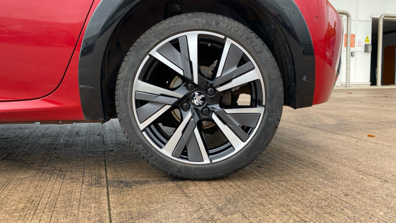 Peugeot 208 1.2 PureTech 100 GT 5dr Petrol Hatchback